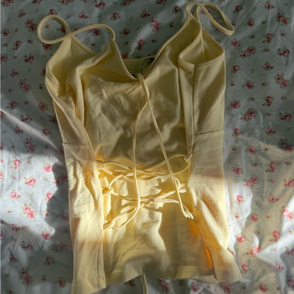 Brandy Melville Light Yellow Spaghetti Strap Top - Picture 3 of 3